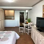 Eden Roc I Entreplanta 7 Apartment